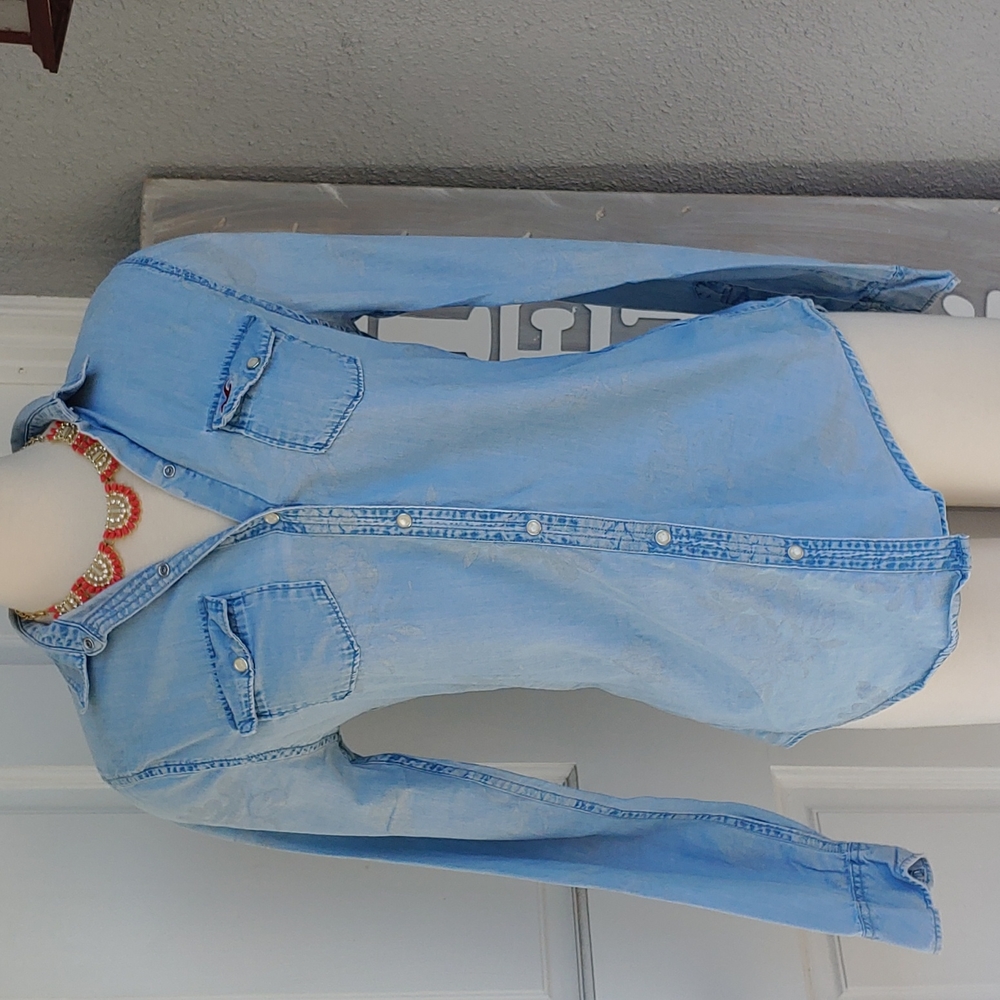 Hollister denim collar blouse